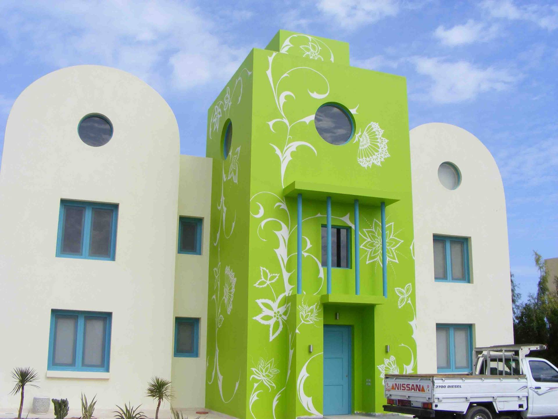 Walls & Murals — Janan
